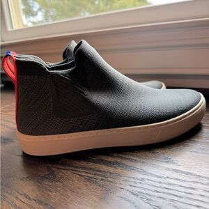 Chelsea Slip on Rothy’s LIKE NEW